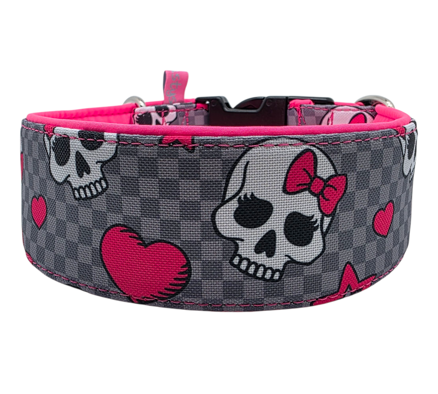 Skulls Heart