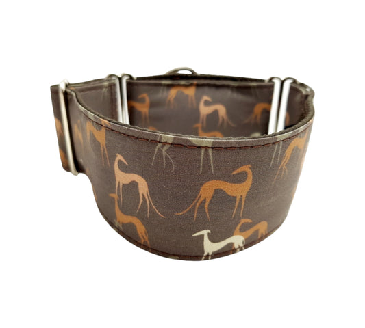 Braune Windhunde