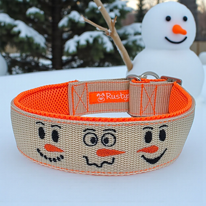 Click closure collars made of webbing
