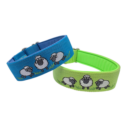 Click closure collars made of webbing