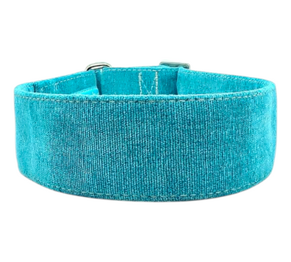 Samtweicher Möbelstoff in Cordoptik mit Airmesh gepolstert