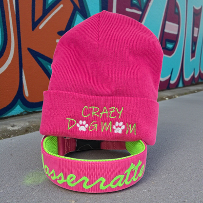 Click closure collars made of webbing