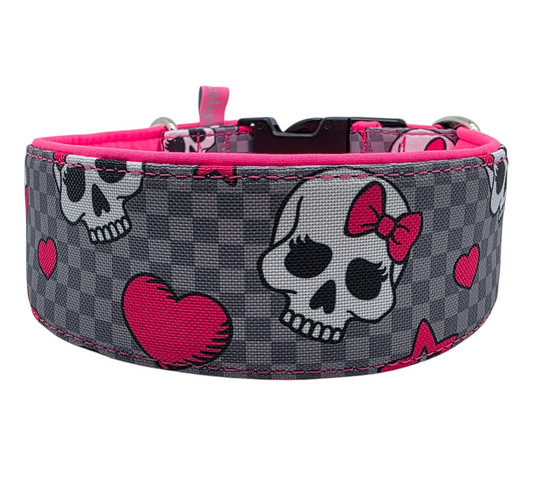 Skulls Heart