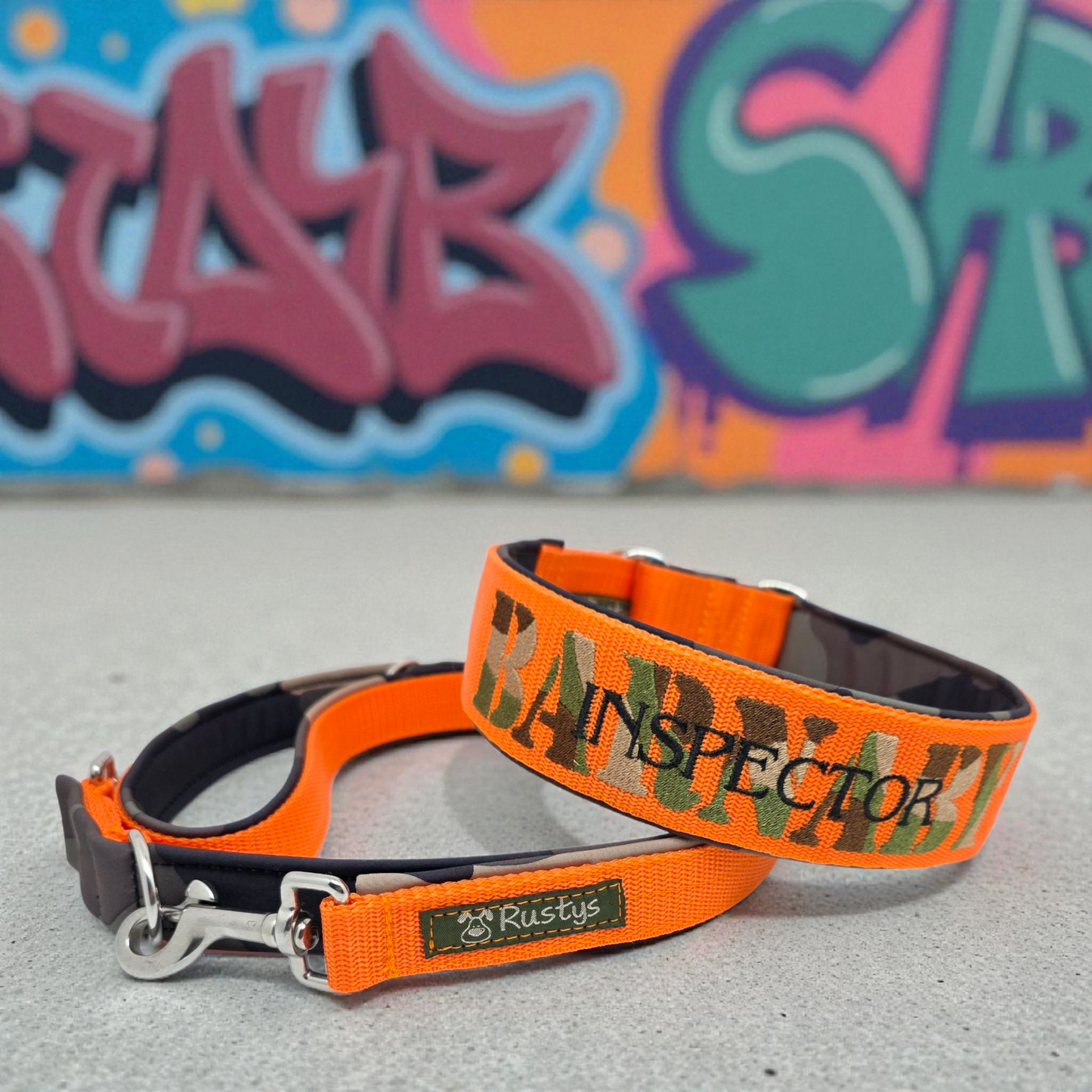 Leash webbing lined with softshell