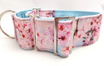 Halsband Kirschblüte hellblau-rosa